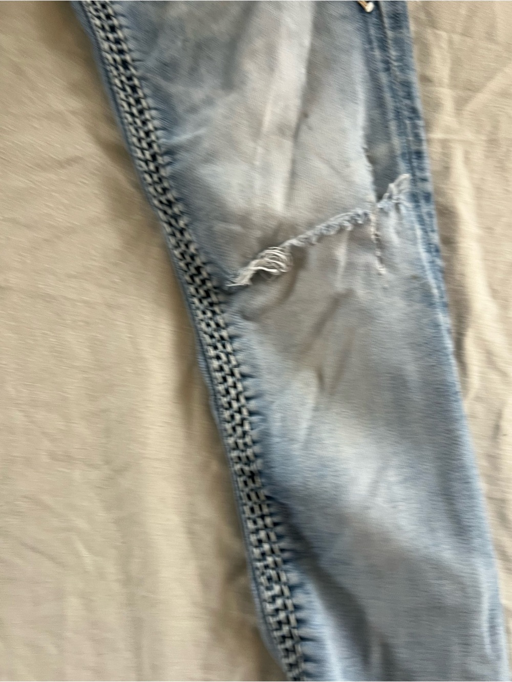 Rock Revival Celine Straight Jeans Women’s Size 26 Distressed Embellished - Picture 7 of 9